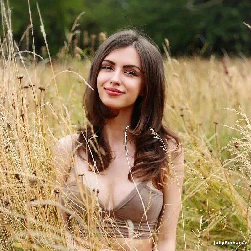 Oksana Profile image 3