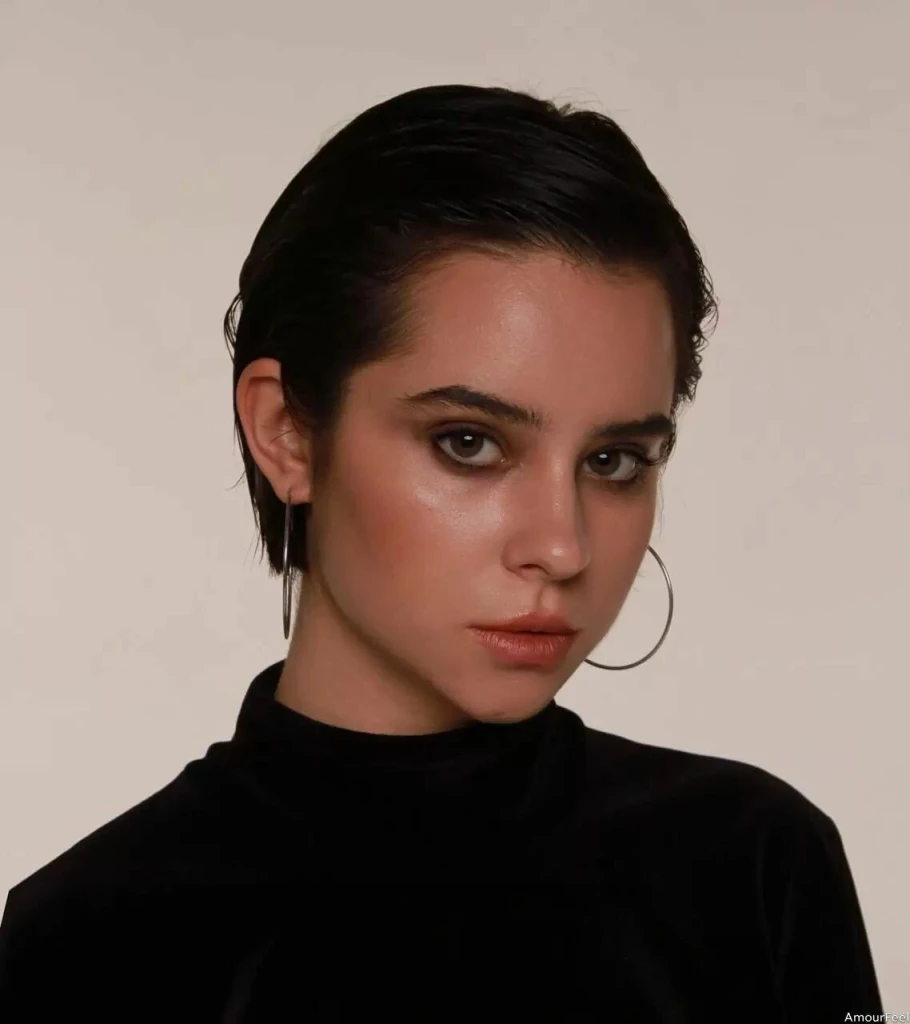 Yuliia, 22